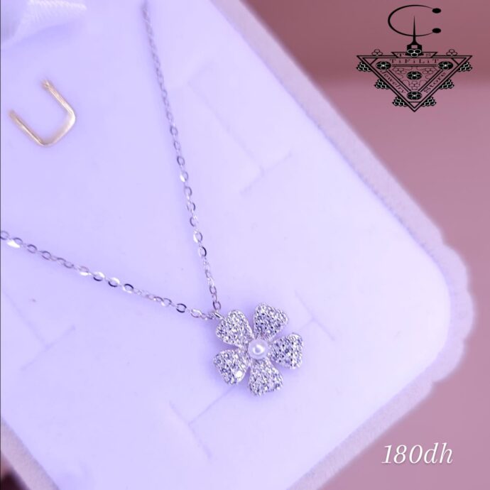 سلسلة نقرة وردة
